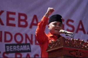 Pemimpin Dekat Rakyat: Ketulusan dan Kesederhanaan yang Membawa Perubahan