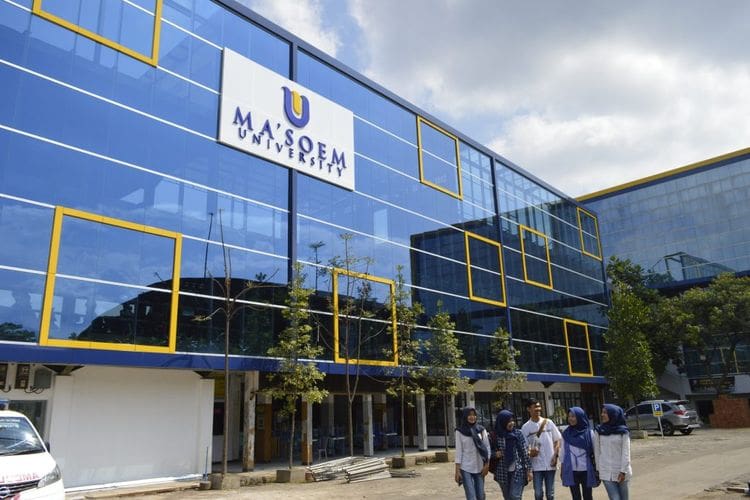 Bangun Masa Depan Cerah Lewat Manajemen Bisnis Syariah di Bandung, Kuliah Terjangkau Mulai 5 Juta per Semester